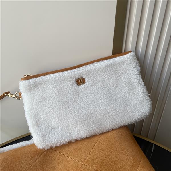 2026127215146745 830